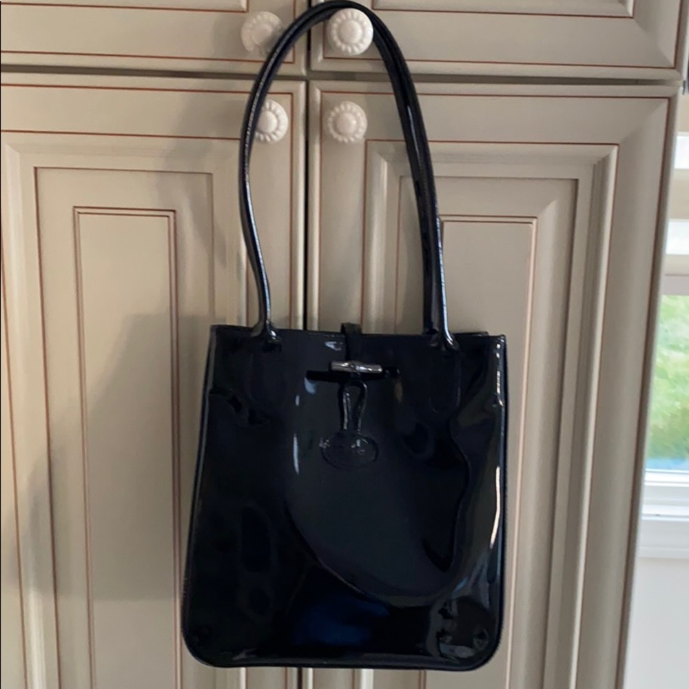 Longchamp black patent  tote Excellent condition.